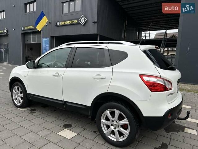 Білий Ніссан Кашкай, об'ємом двигуна 2 л та пробігом 193 тис. км за 12170 $, фото 12 на Automoto.ua