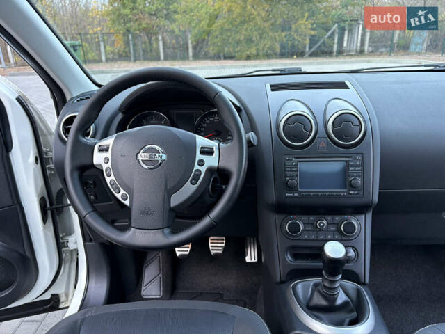 Ниссан Кашкай 2012 в Житомире на Automoto.ua Белый Ниссан Кашкай, объемом двигателя 1.5 л и пробегом 212 тыс. км за 11899 $, фото 48 на Automoto.ua