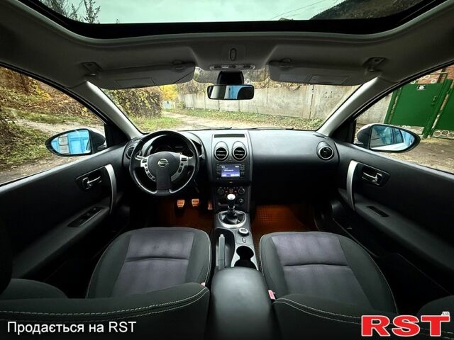 Белый Ниссан Кашкай, объемом двигателя 2 л и пробегом 190 тыс. км за 11700 $, фото 8 на Automoto.ua