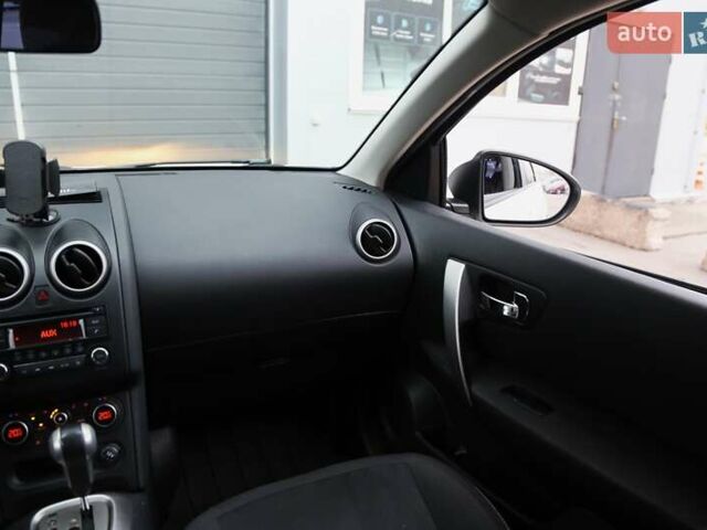 Білий Ніссан Кашкай, об'ємом двигуна 2 л та пробігом 130 тис. км за 11900 $, фото 12 на Automoto.ua