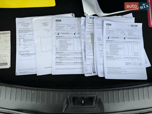 Белый Ниссан Кашкай, объемом двигателя 1.5 л и пробегом 198 тыс. км за 13500 $, фото 22 на Automoto.ua