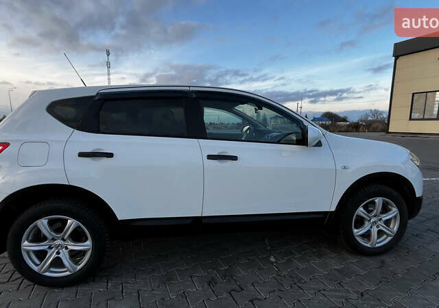 Білий Ніссан Кашкай, об'ємом двигуна 2 л та пробігом 129 тис. км за 13500 $, фото 7 на Automoto.ua