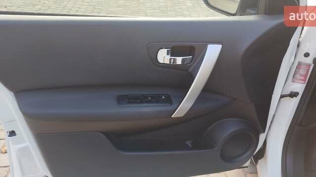 Білий Ніссан Кашкай, об'ємом двигуна 1.5 л та пробігом 169 тис. км за 12800 $, фото 14 на Automoto.ua