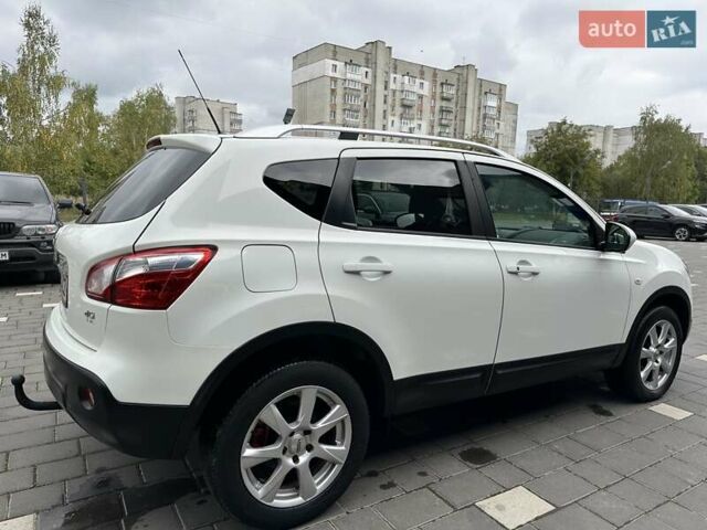 Белый Ниссан Кашкай, объемом двигателя 2 л и пробегом 195 тыс. км за 12250 $, фото 13 на Automoto.ua