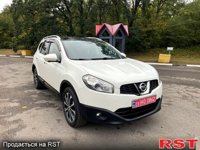 Белый Ниссан Кашкай, объемом двигателя 1.6 л и пробегом 212 тыс. км за 11300 $, фото 2 на Automoto.ua
