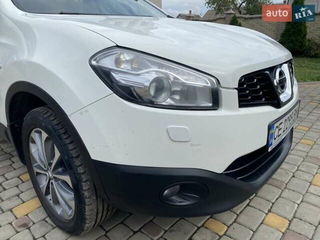 Белый Ниссан Кашкай, объемом двигателя 2 л и пробегом 185 тыс. км за 10900 $, фото 3 на Automoto.ua