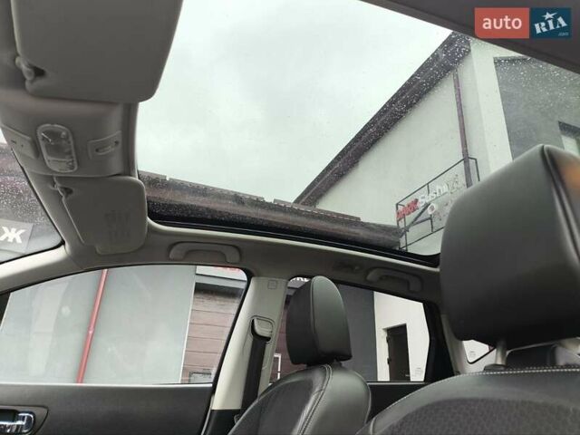 Білий Ніссан Кашкай, об'ємом двигуна 1.6 л та пробігом 210 тис. км за 11700 $, фото 43 на Automoto.ua