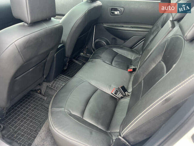 Белый Ниссан Кашкай, объемом двигателя 1.6 л и пробегом 221 тыс. км за 12500 $, фото 9 на Automoto.ua