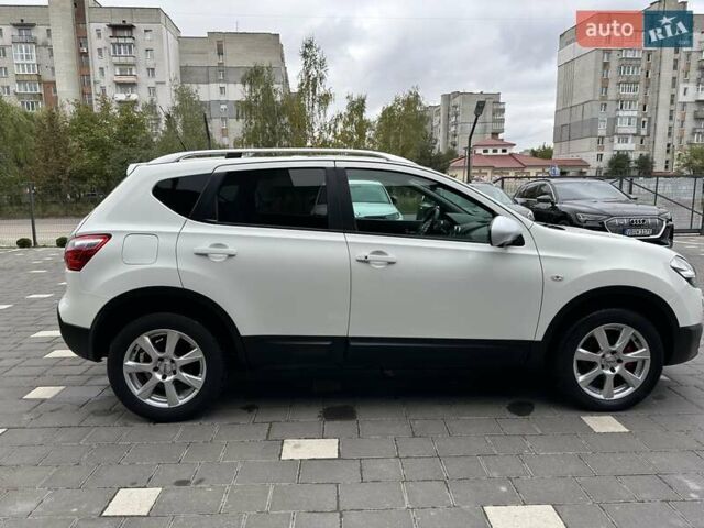 Білий Ніссан Кашкай, об'ємом двигуна 2 л та пробігом 193 тис. км за 12170 $, фото 5 на Automoto.ua