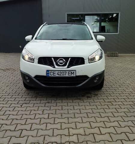 Белый Ниссан Кашкай, объемом двигателя 1.5 л и пробегом 201 тыс. км за 10770 $, фото 3 на Automoto.ua