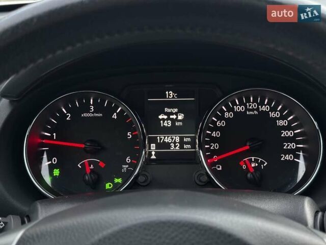 Белый Ниссан Кашкай, объемом двигателя 1.6 л и пробегом 174 тыс. км за 12999 $, фото 112 на Automoto.ua