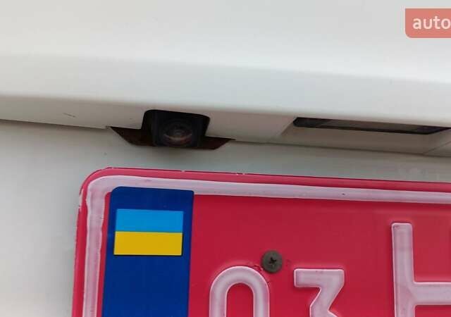 Білий Ніссан Кашкай, об'ємом двигуна 1.6 л та пробігом 265 тис. км за 10000 $, фото 27 на Automoto.ua