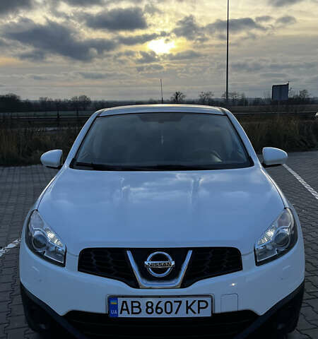 Білий Ніссан Кашкай, об'ємом двигуна 2 л та пробігом 129 тис. км за 13500 $, фото 23 на Automoto.ua