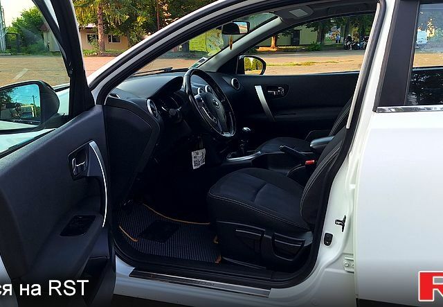 Білий Ніссан Кашкай, об'ємом двигуна 1.5 л та пробігом 192 тис. км за 11300 $, фото 5 на Automoto.ua