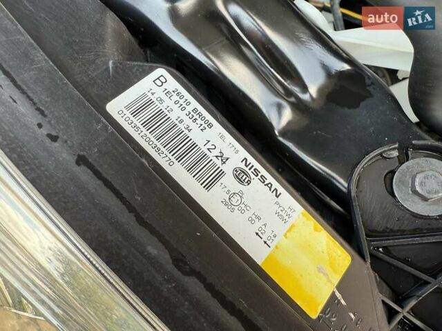 Білий Ніссан Кашкай, об'ємом двигуна 1.46 л та пробігом 237 тис. км за 11111 $, фото 31 на Automoto.ua