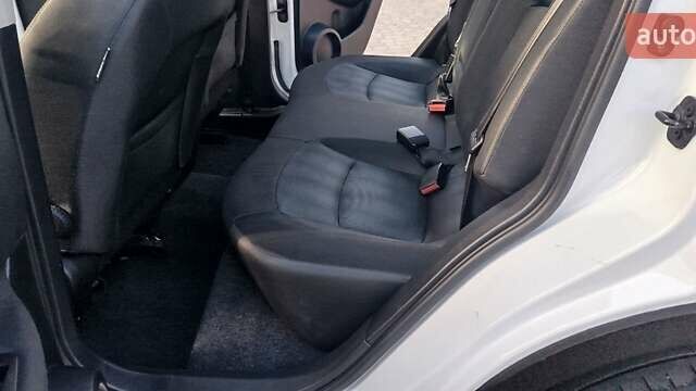 Білий Ніссан Кашкай, об'ємом двигуна 1.5 л та пробігом 169 тис. км за 12800 $, фото 11 на Automoto.ua