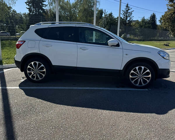 Білий Ніссан Кашкай, об'ємом двигуна 2 л та пробігом 202 тис. км за 11500 $, фото 1 на Automoto.ua