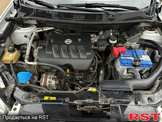 Білий Ніссан Кашкай, об'ємом двигуна 2 л та пробігом 128 тис. км за 11500 $, фото 7 на Automoto.ua