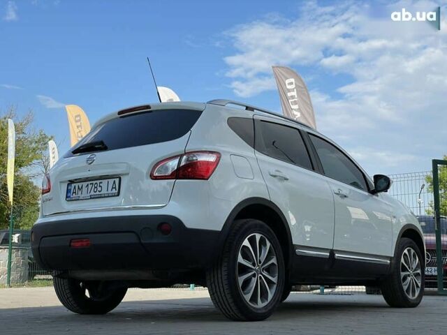 Белый Ниссан Кашкай, объемом двигателя 2 л и пробегом 120 тыс. км за 12955 $, фото 14 на Automoto.ua