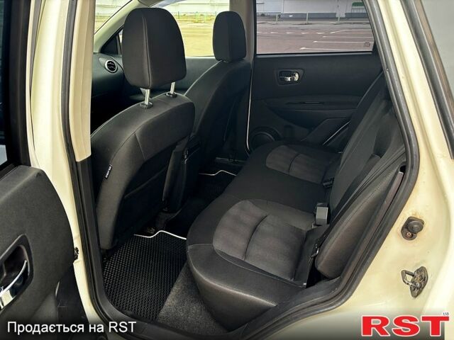 Білий Ніссан Кашкай, об'ємом двигуна 2 л та пробігом 128 тис. км за 11500 $, фото 4 на Automoto.ua