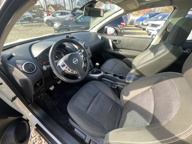 Белый Ниссан Кашкай, объемом двигателя 1.5 л и пробегом 203 тыс. км за 10699 $, фото 14 на Automoto.ua