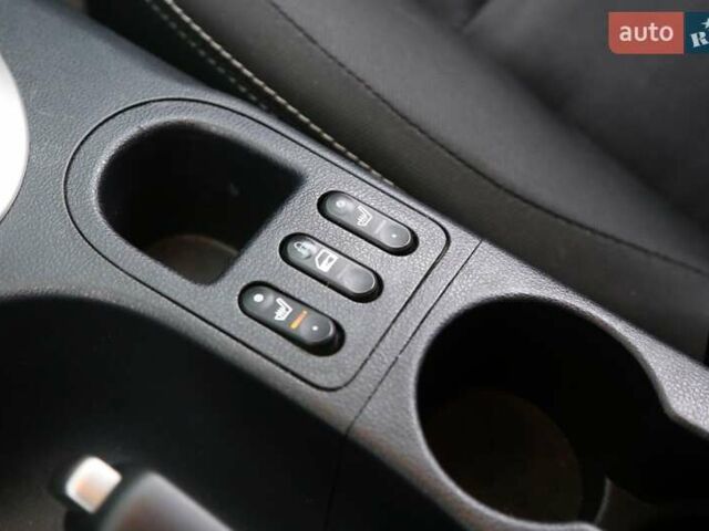 Білий Ніссан Кашкай, об'ємом двигуна 2 л та пробігом 130 тис. км за 11900 $, фото 18 на Automoto.ua