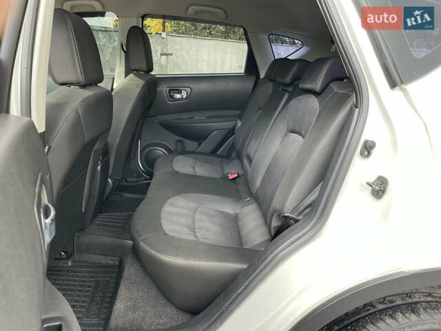 Білий Ніссан Кашкай, об'ємом двигуна 1.6 л та пробігом 156 тис. км за 9990 $, фото 12 на Automoto.ua