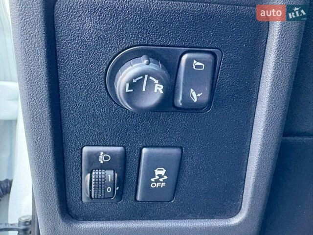 Ниссан Кашкай 2012 в Житомире на Automoto.ua Белый Ниссан Кашкай, объемом двигателя 1.5 л и пробегом 212 тыс. км за 11899 $, фото 50 на Automoto.ua