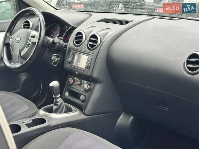Белый Ниссан Кашкай, объемом двигателя 1.5 л и пробегом 242 тыс. км за 10500 $, фото 18 на Automoto.ua