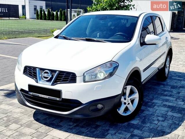 Белый Ниссан Кашкай, объемом двигателя 2 л и пробегом 162 тыс. км за 11899 $, фото 65 на Automoto.ua