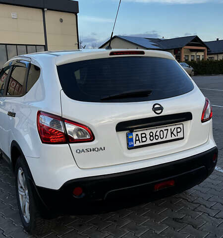 Білий Ніссан Кашкай, об'ємом двигуна 2 л та пробігом 129 тис. км за 13500 $, фото 10 на Automoto.ua