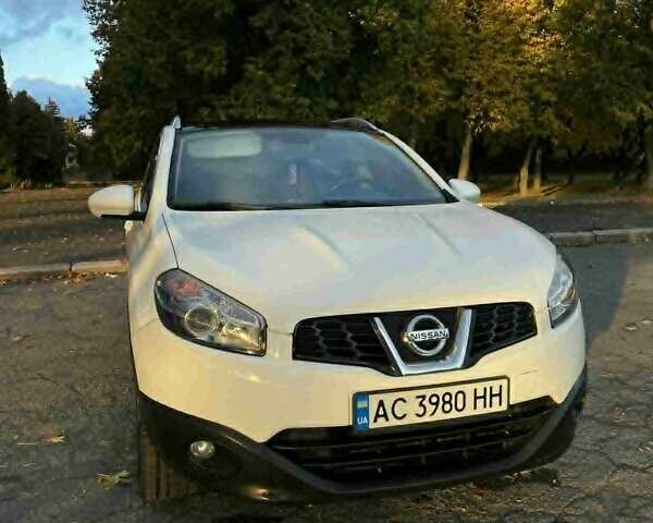 Белый Ниссан Кашкай, объемом двигателя 1.46 л и пробегом 268 тыс. км за 10400 $, фото 7 на Automoto.ua