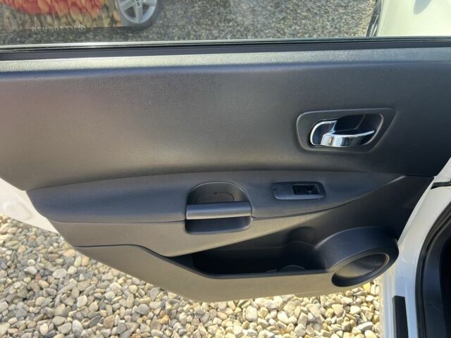 Белый Ниссан Кашкай, объемом двигателя 1.5 л и пробегом 203 тыс. км за 10699 $, фото 17 на Automoto.ua