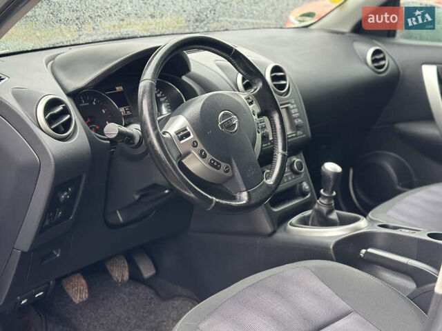 Белый Ниссан Кашкай, объемом двигателя 1.5 л и пробегом 242 тыс. км за 10500 $, фото 13 на Automoto.ua
