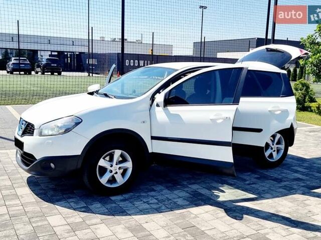 Белый Ниссан Кашкай, объемом двигателя 2 л и пробегом 162 тыс. км за 11899 $, фото 9 на Automoto.ua