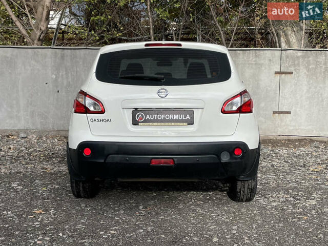 Білий Ніссан Кашкай, об'ємом двигуна 1.6 л та пробігом 156 тис. км за 9990 $, фото 9 на Automoto.ua