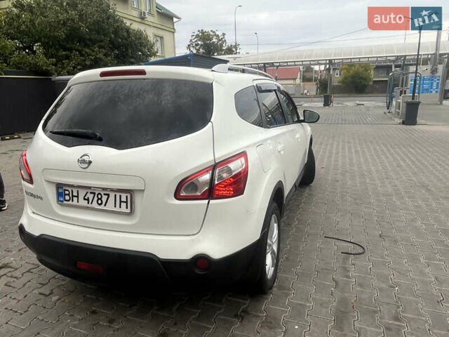 Білий Ніссан Кашкай, об'ємом двигуна 2 л та пробігом 120 тис. км за 10800 $, фото 3 на Automoto.ua