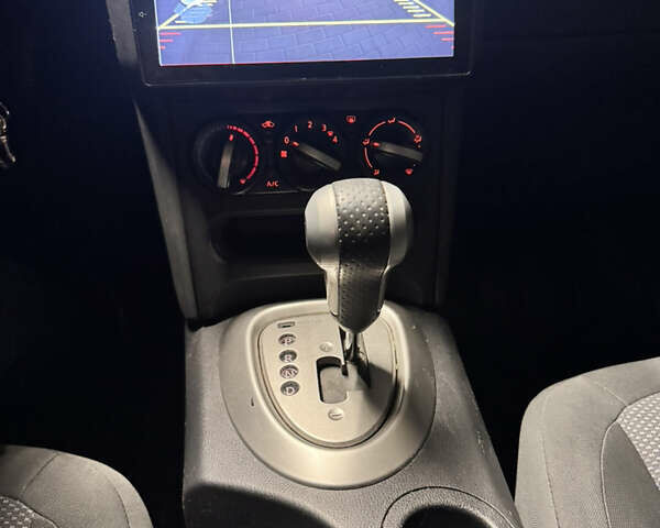 Белый Ниссан Кашкай, объемом двигателя 2 л и пробегом 120 тыс. км за 12500 $, фото 5 на Automoto.ua