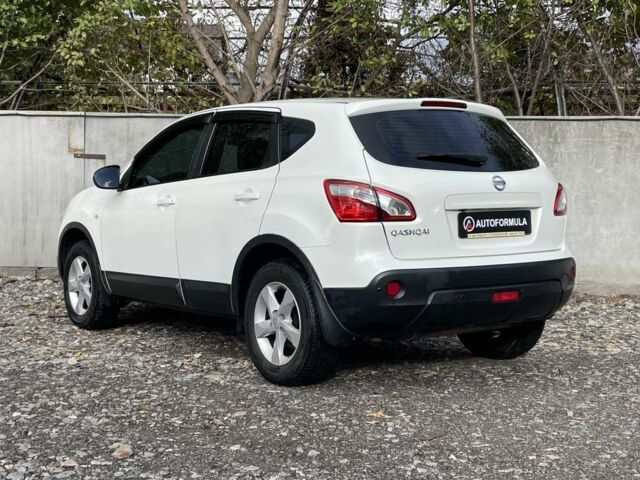 Білий Ніссан Кашкай, об'ємом двигуна 1.6 л та пробігом 156 тис. км за 9790 $, фото 5 на Automoto.ua