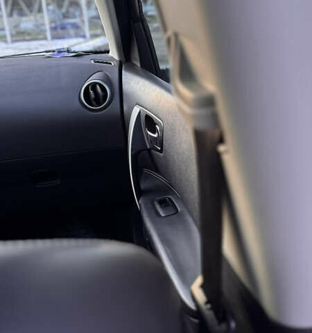 Білий Ніссан Кашкай, об'ємом двигуна 1.6 л та пробігом 211 тис. км за 11300 $, фото 21 на Automoto.ua