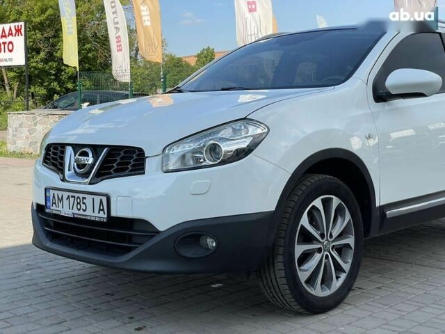 Белый Ниссан Кашкай, объемом двигателя 2 л и пробегом 120 тыс. км за 12955 $, фото 3 на Automoto.ua