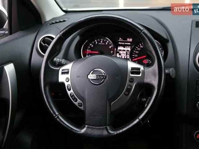 Білий Ніссан Кашкай, об'ємом двигуна 2 л та пробігом 130 тис. км за 11900 $, фото 13 на Automoto.ua