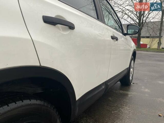 Белый Ниссан Кашкай, объемом двигателя 1.6 л и пробегом 220 тыс. км за 9800 $, фото 16 на Automoto.ua