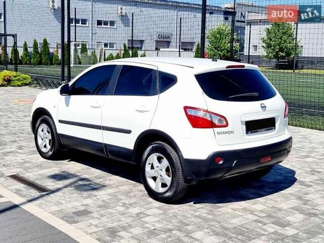 Белый Ниссан Кашкай, объемом двигателя 2 л и пробегом 162 тыс. км за 11899 $, фото 54 на Automoto.ua