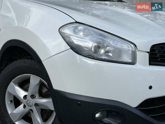 Білий Ніссан Кашкай, об'ємом двигуна 1.6 л та пробігом 156 тис. км за 9990 $, фото 3 на Automoto.ua