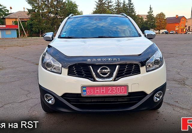 Белый Ниссан Кашкай, объемом двигателя 1.5 л и пробегом 197 тыс. км за 11300 $, фото 1 на Automoto.ua