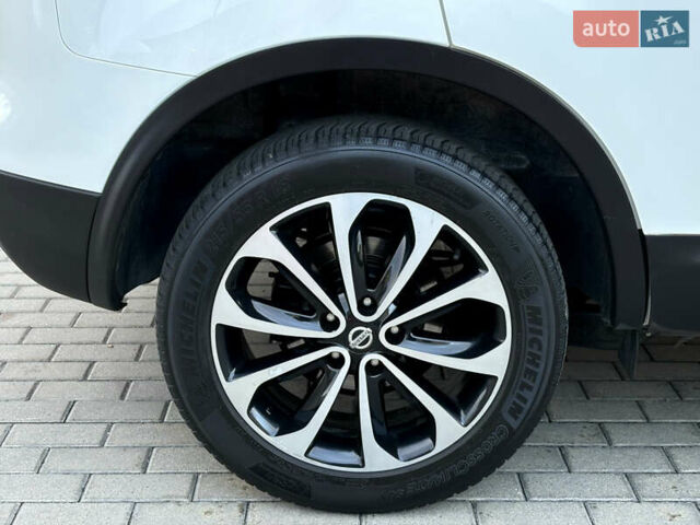 Ниссан Кашкай 2012 в Житомире на Automoto.ua Белый Ниссан Кашкай, объемом двигателя 1.5 л и пробегом 212 тыс. км за 11899 $, фото 15 на Automoto.ua