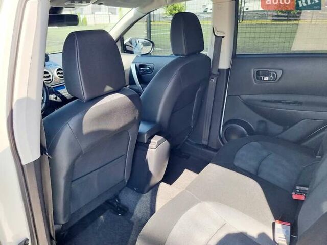 Белый Ниссан Кашкай, объемом двигателя 2 л и пробегом 162 тыс. км за 11899 $, фото 90 на Automoto.ua
