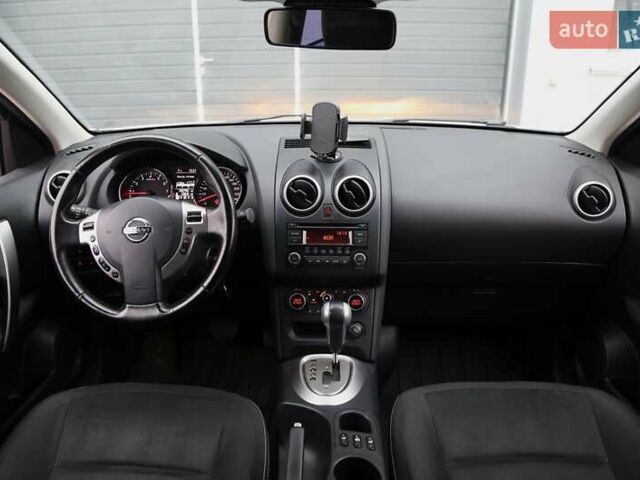 Білий Ніссан Кашкай, об'ємом двигуна 2 л та пробігом 130 тис. км за 11900 $, фото 11 на Automoto.ua