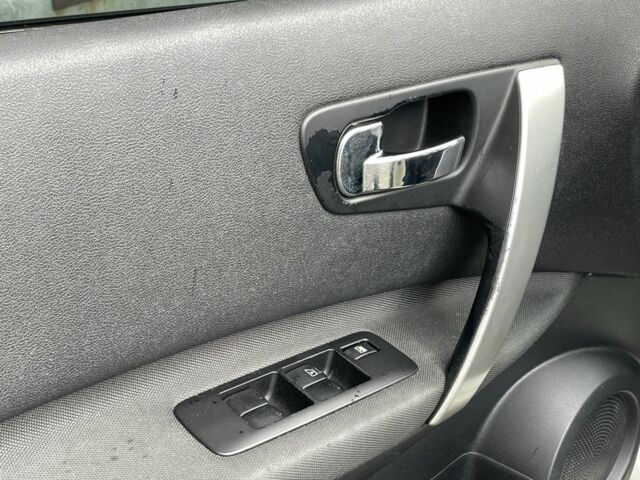 Білий Ніссан Кашкай, об'ємом двигуна 1.6 л та пробігом 156 тис. км за 9790 $, фото 18 на Automoto.ua